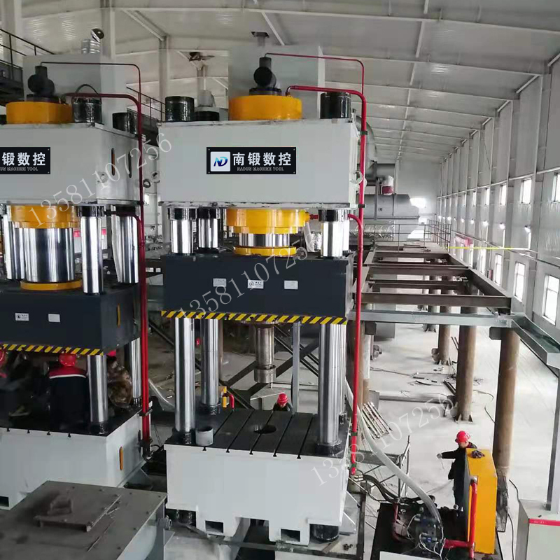 滕州1000噸石墨棒 石墨電極棒 碳棒粉末成型四柱油壓機(jī)