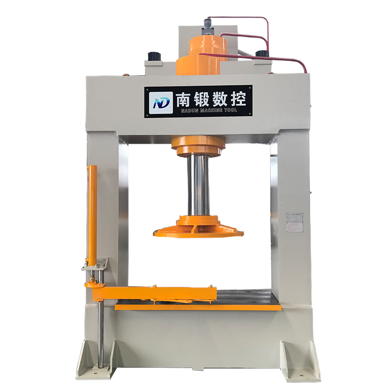 300t工程車輪胎壓裝油壓機(jī)，300噸壓胎機(jī)帶移動(dòng)工作臺(tái)