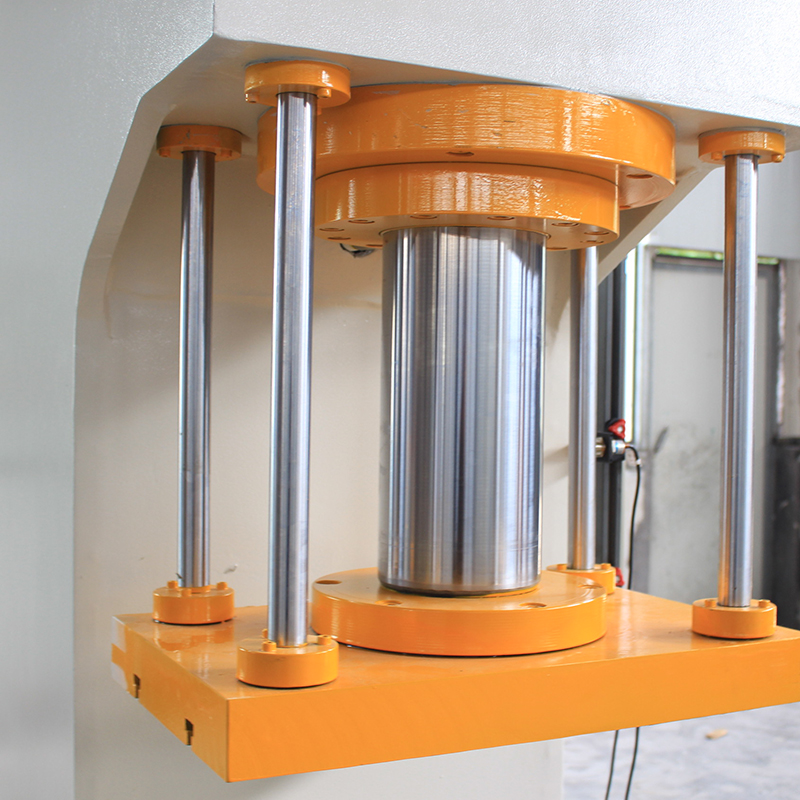 100t定子壓裝油壓機(jī)滕州100T壓裝單柱液壓機(jī)單臂壓機(jī)